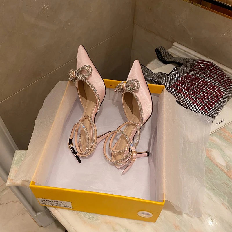 ✨Crystal Bow Pointed Toe Stilettos✨