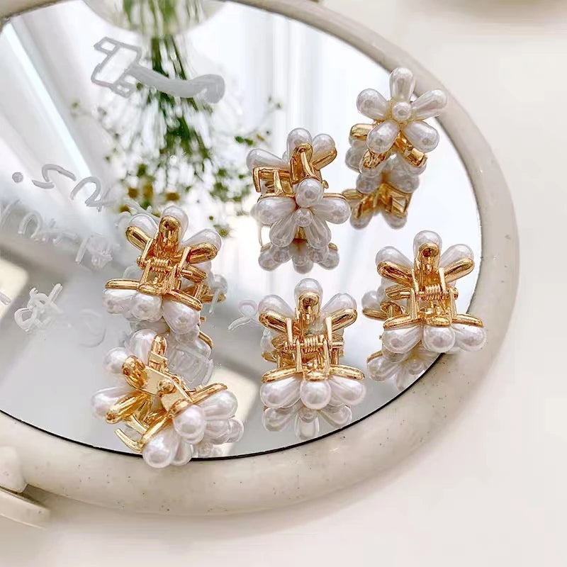 ✨Daisy Pearl Hair Clips✨