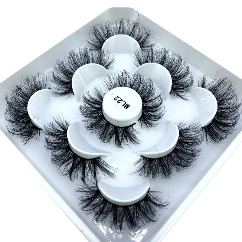 ✨ Wispy Natural 3D Mink Eyelashes (5 Pairs) ✨