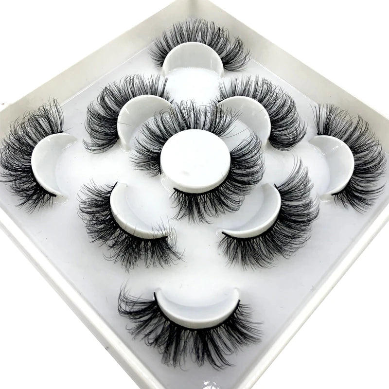 ✨ Wispy Natural 3D Mink Eyelashes (5 Pairs) ✨