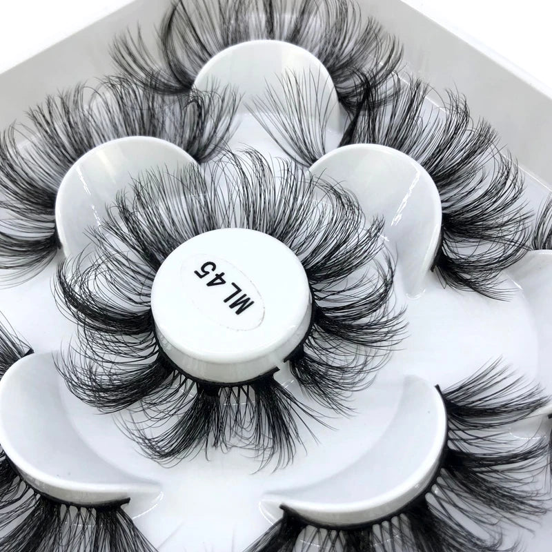 ✨ Wispy Natural 3D Mink Eyelashes (5 Pairs) ✨