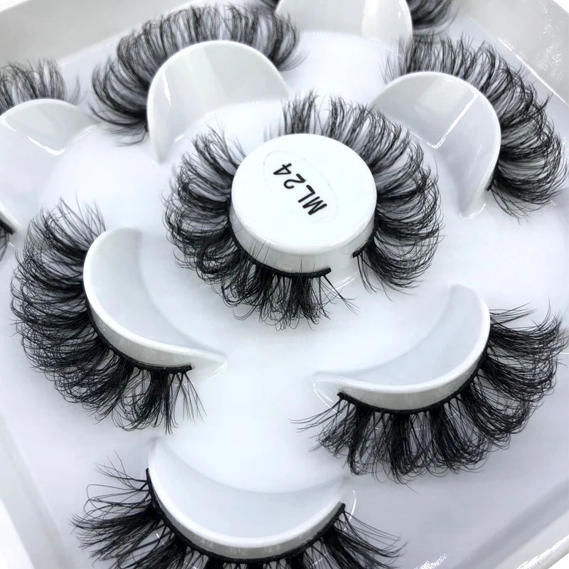 ✨ Wispy Natural 3D Mink Eyelashes (5 Pairs) ✨