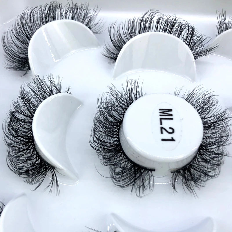 ✨ Wispy Natural 3D Mink Eyelashes (5 Pairs) ✨