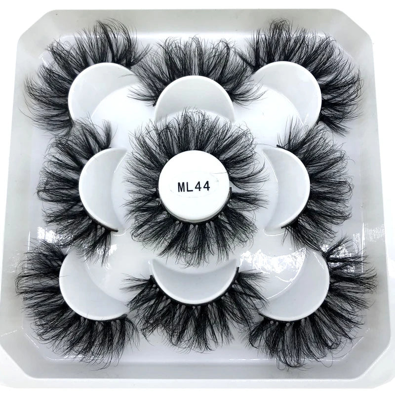 ✨ Wispy Natural 3D Mink Eyelashes (5 Pairs) ✨