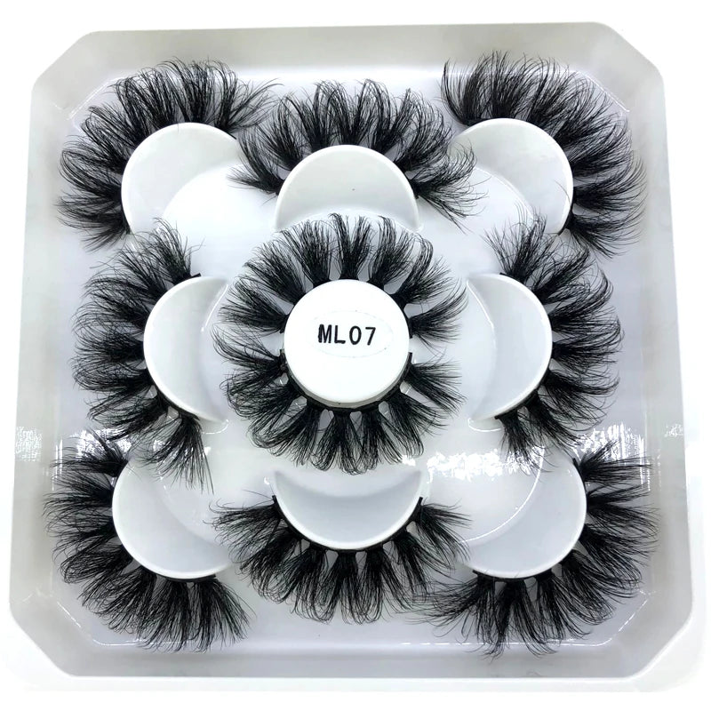 ✨ Wispy Natural 3D Mink Eyelashes (5 Pairs) ✨