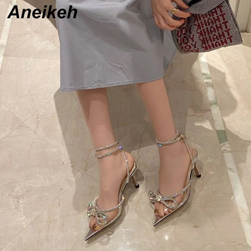 ✨Crystal Bow Pointed Toe Stilettos✨
