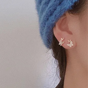 ✨ Crystal Pavé Butterfly Stud Earrings ✨