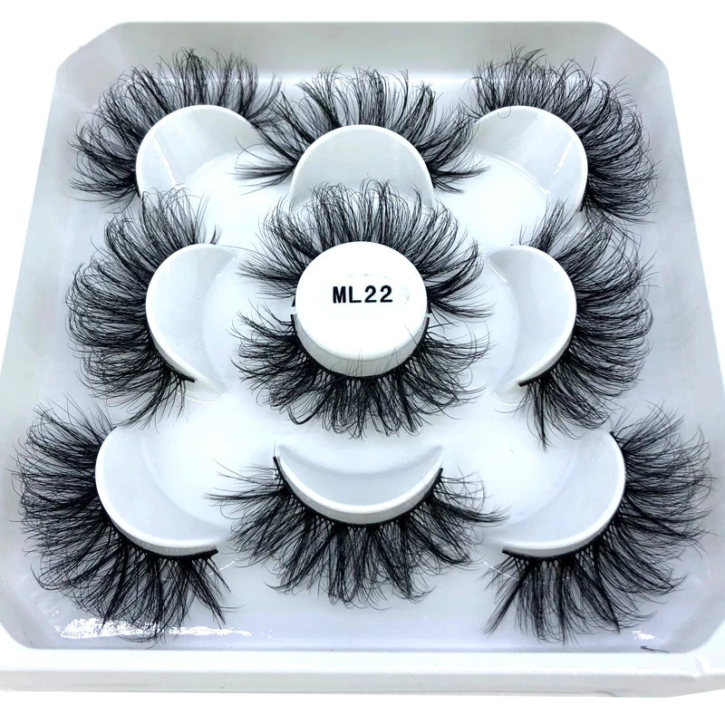 ✨ Wispy Natural 3D Mink Eyelashes (5 Pairs) ✨