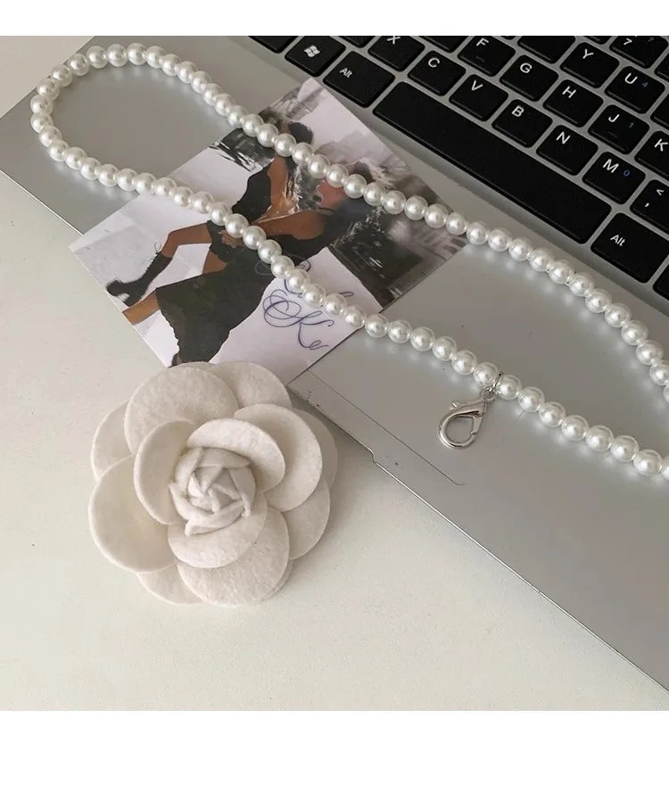 ✨Camellia Pearl Waist Belt✨