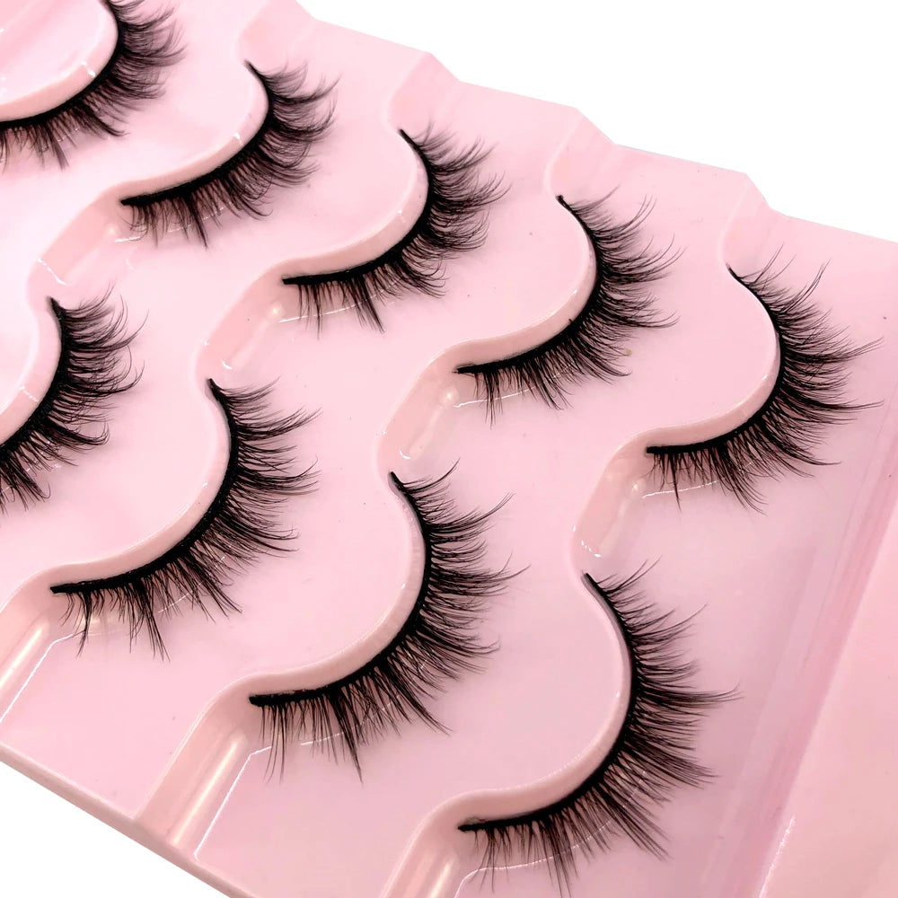 ✨ Wispy Natural 3D Mink Eyelashes (5 Pairs) ✨