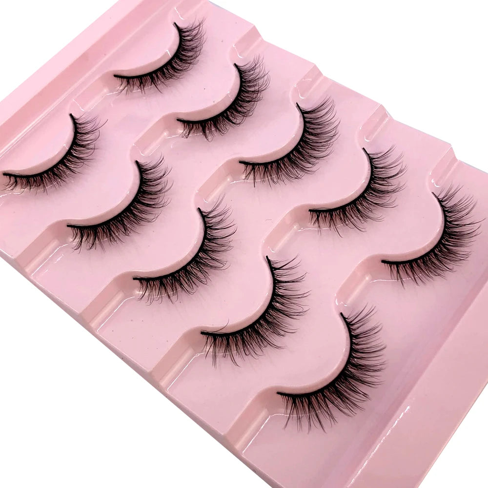 ✨ Wispy Natural 3D Mink Eyelashes (5 Pairs) ✨