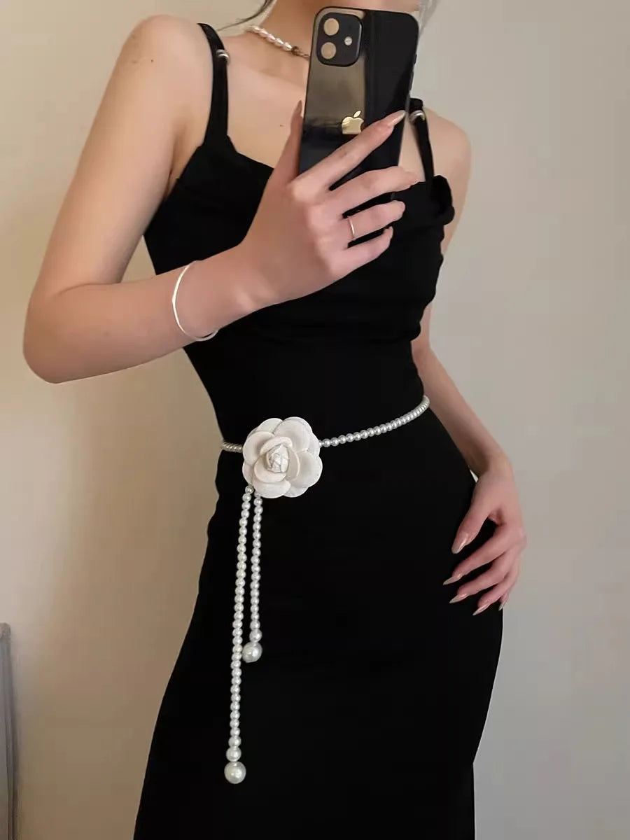 ✨Camellia Pearl Waist Belt✨