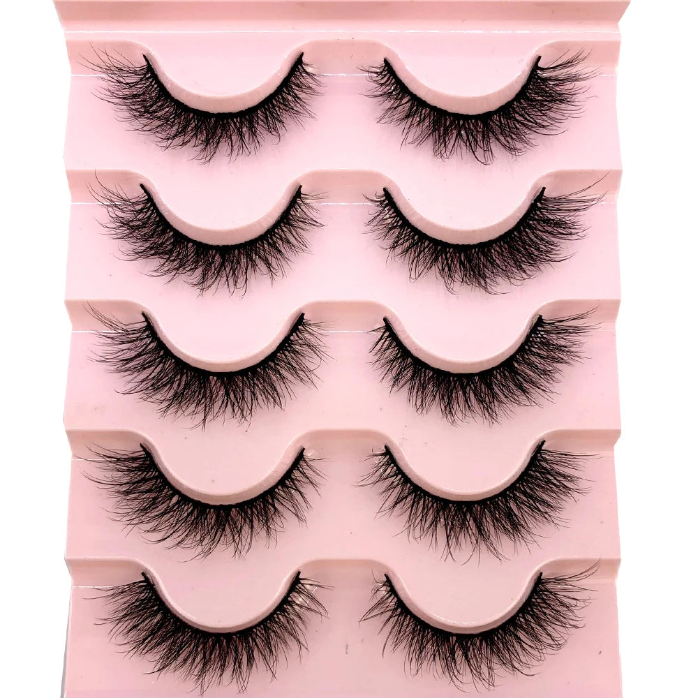 ✨ Wispy Natural 3D Mink Eyelashes (5 Pairs) ✨