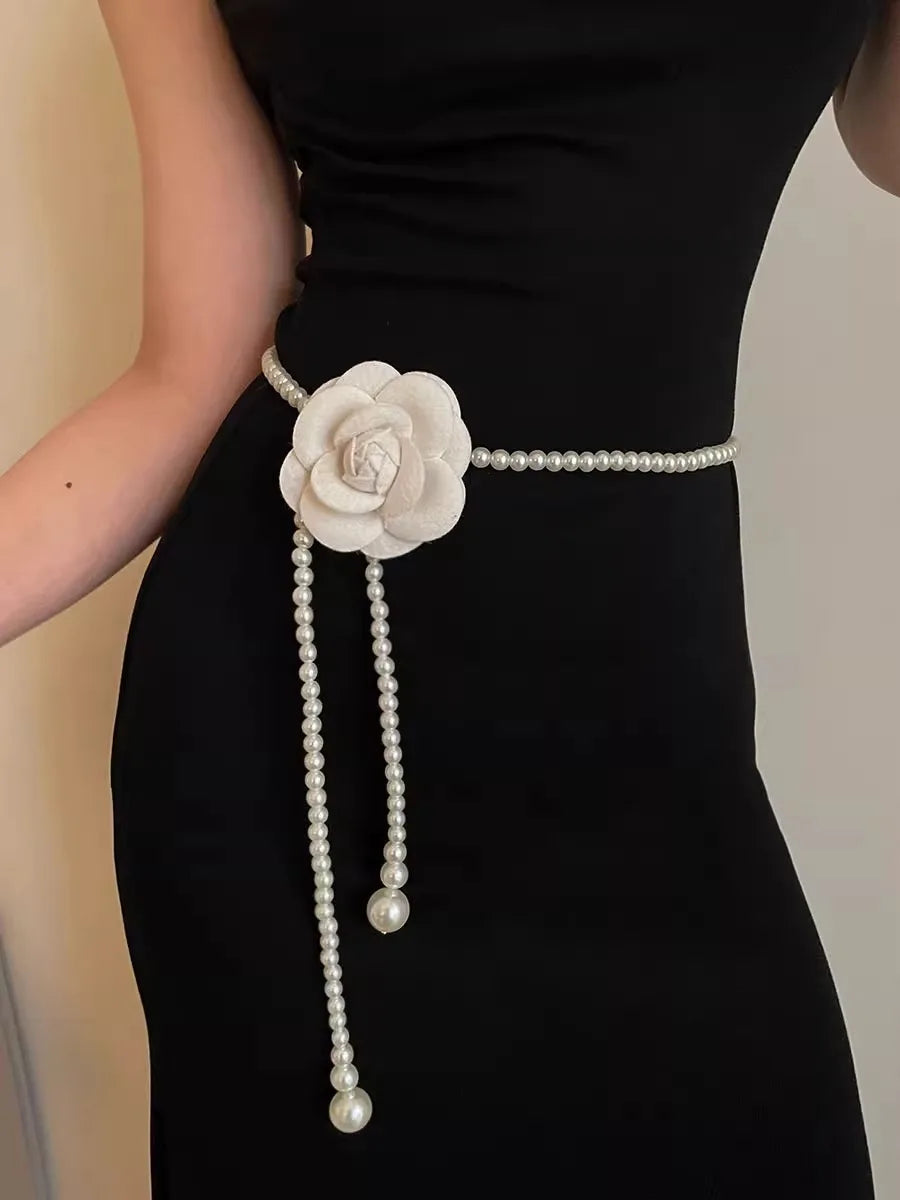 ✨Camellia Pearl Waist Belt✨